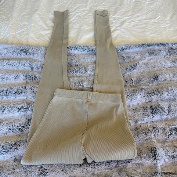 Vanessa Hong/ Bridgette Herskind Leggings - Picture 6 of 6